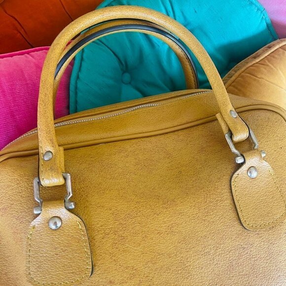 Vintage AIRWAY INDUSTRIES Vintage 60s bowler bag Yellow/Tan Mod Vinyl Satchel - Picture 3 of 7
